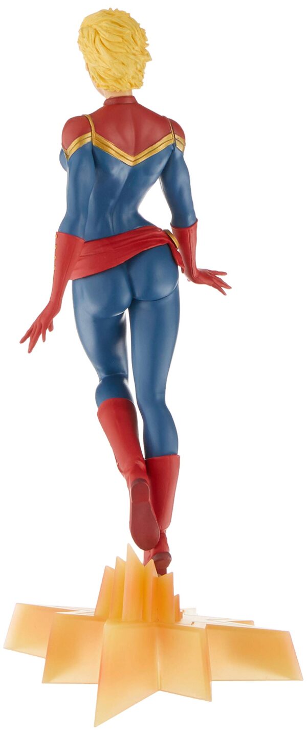 CAPITANA MARVEL DIAMOND SELECT